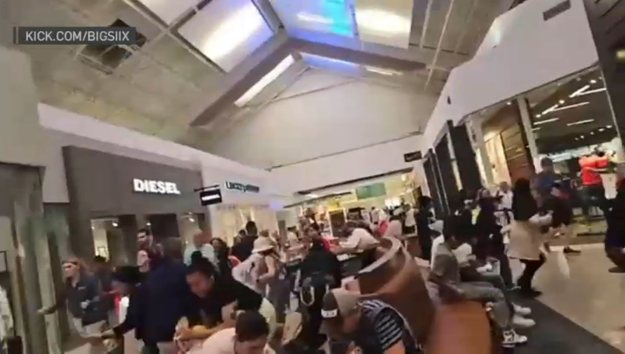 Video shows shoppers scramble after false active shooter report at Sawgrass Mills Mall