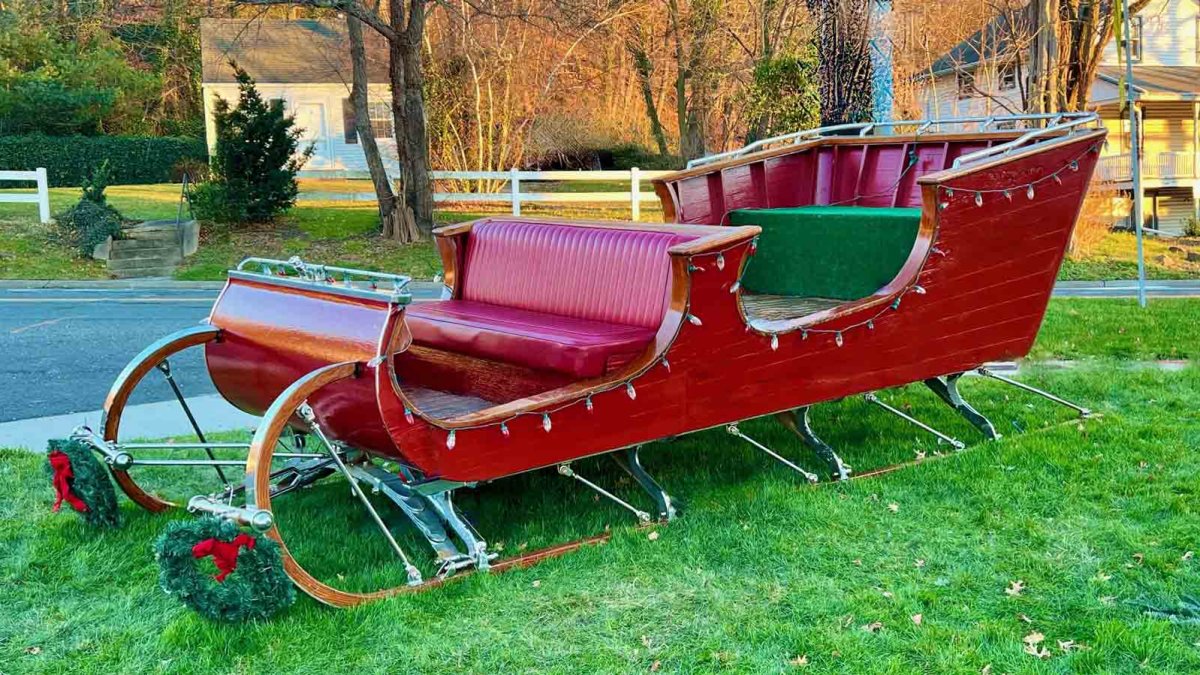 Below&#039s how to consider a photograph on the sleigh from ‘Elf&#039 in New York Metropolis on Sunday