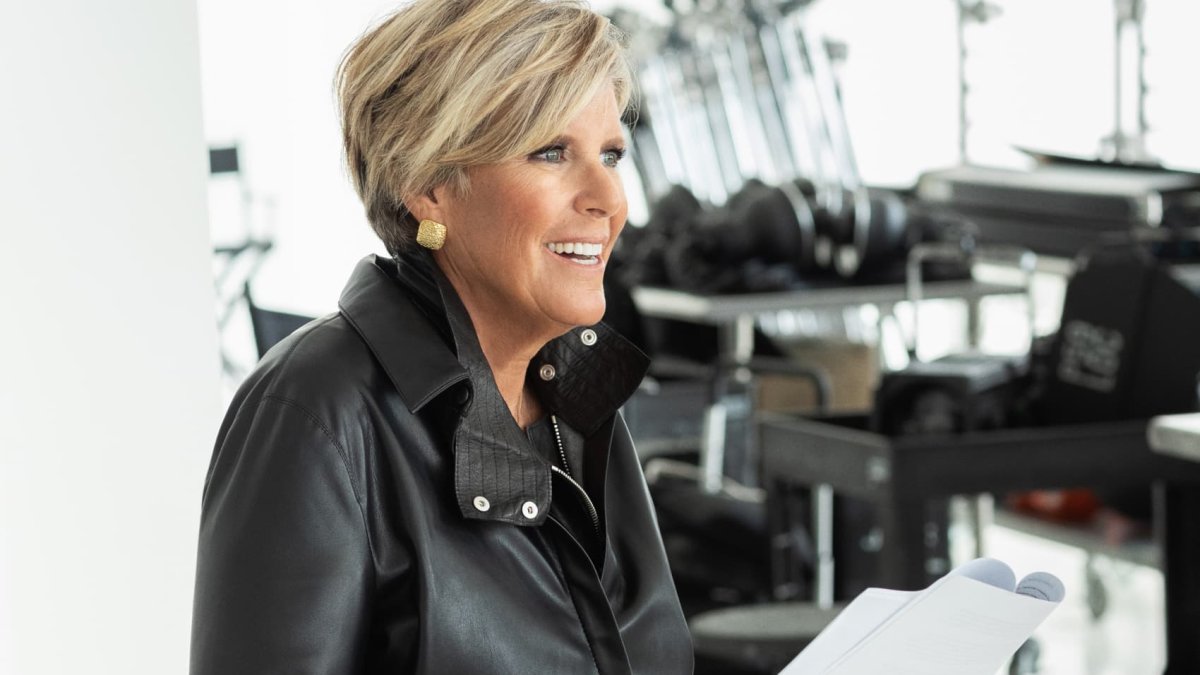 Suze Orman hates when you redo your budget each January: 'If you restrict,' you'll eventually 'explode' – NBC 6 South Florida - Vimarsana News