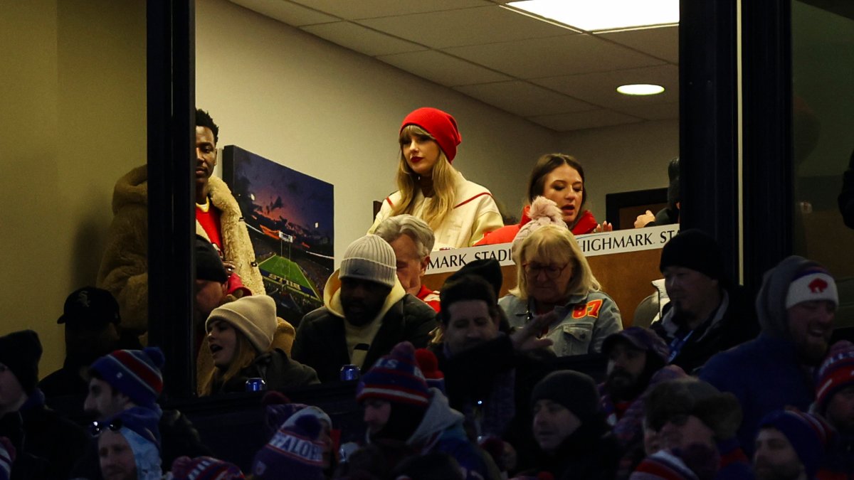 Taylor Swift ideas to attend Tremendous Bowl if Chiefs make it regardless of Japan live performance: Report