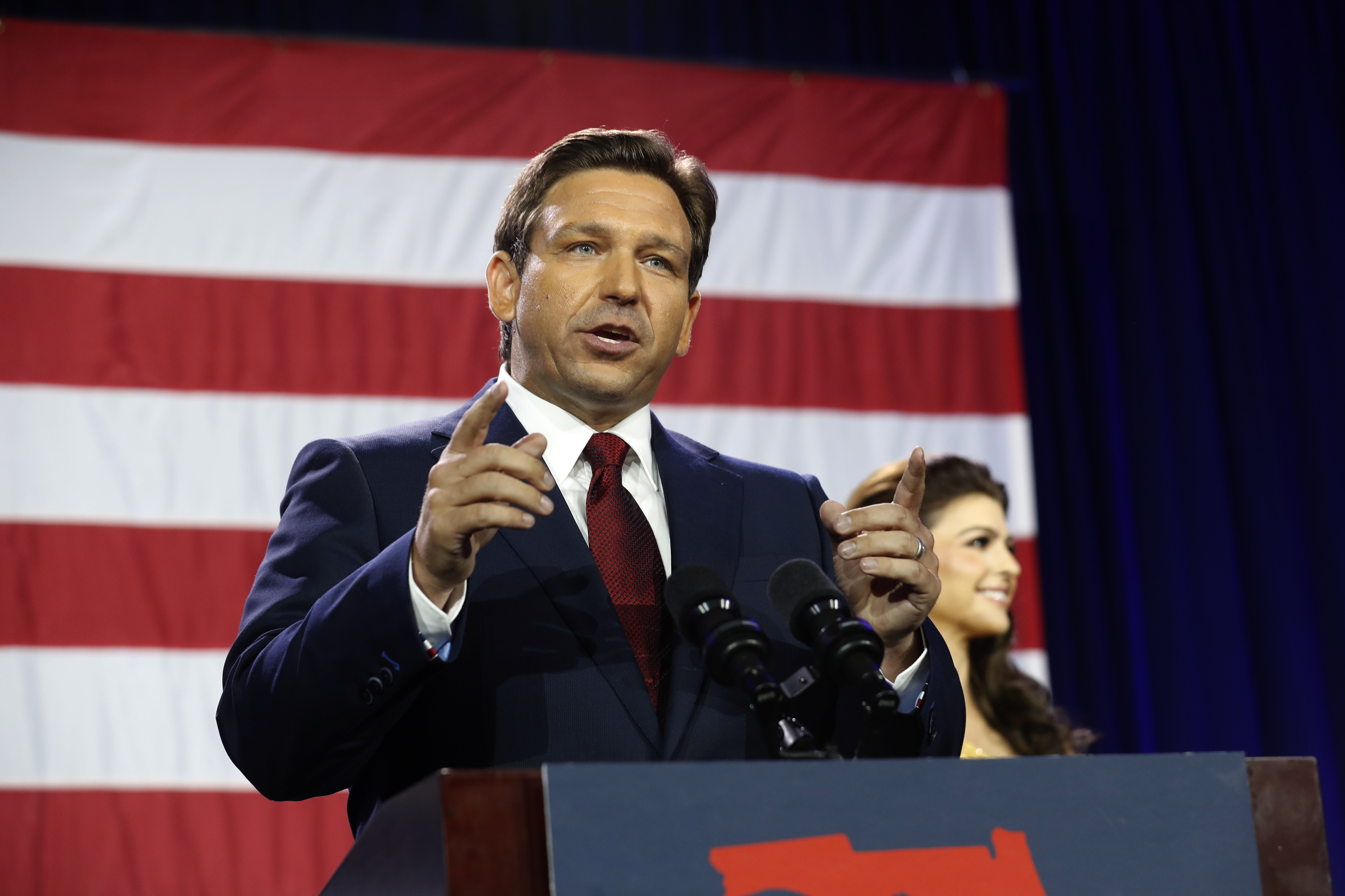 Ron DeSantis Ends His Presidential Bid, Endorses Donald Trump – NBC 6 ...