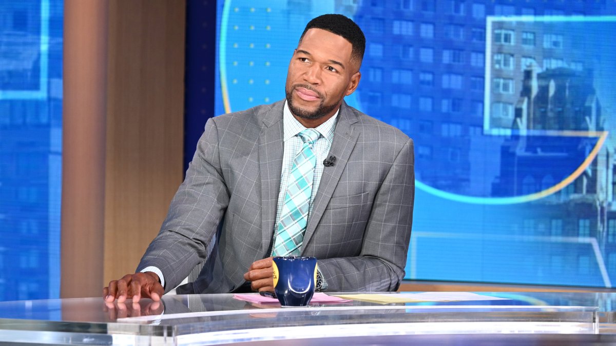 Michael Strahan&#039s 19-year-old daughter aspects mind most cancers struggle