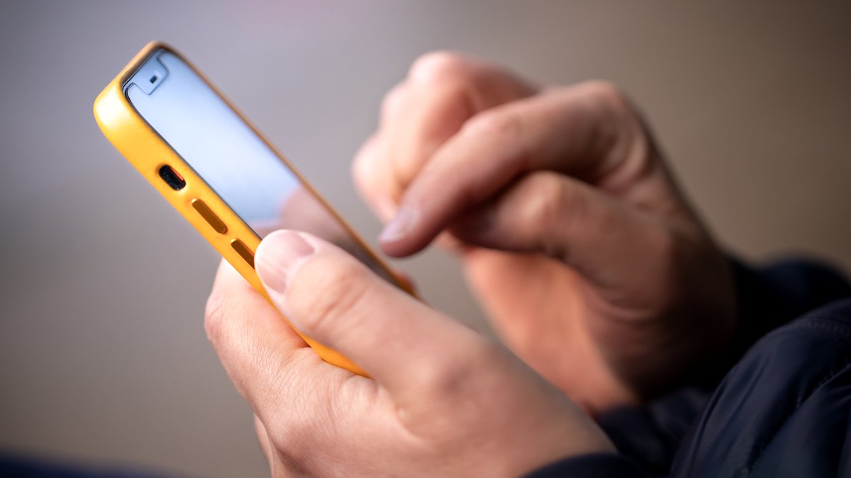 Why it's important to turn on Apple's new Stolen Device Protection – NBC 6 South Florida - Vimarsana News
