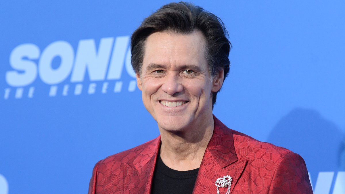 David Spade, Adam Sandler and additional rejoice Jim Carrey's birthday — see the epic image David Spade, Adam Sandler and additional rejoice Jim Carrey's birthday — see the epic image