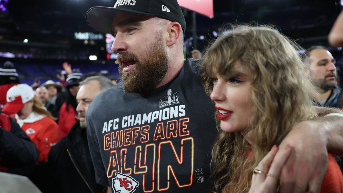 Super Bowl-sure Chiefs restricted finish Travis Kelce to Taylor Swift: ‘Thanks for joining the workforce&#039