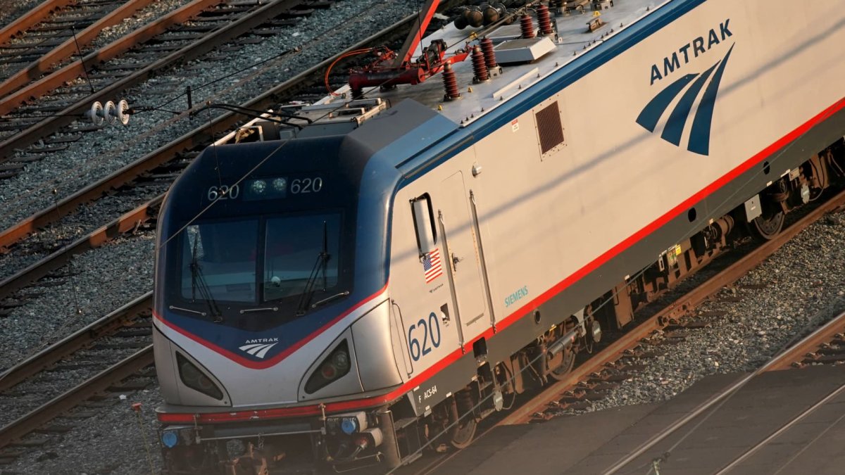 Travelers increasingly turn to taking Amtrak trains over flights – NBC 6 South Florida - Vimarsana News