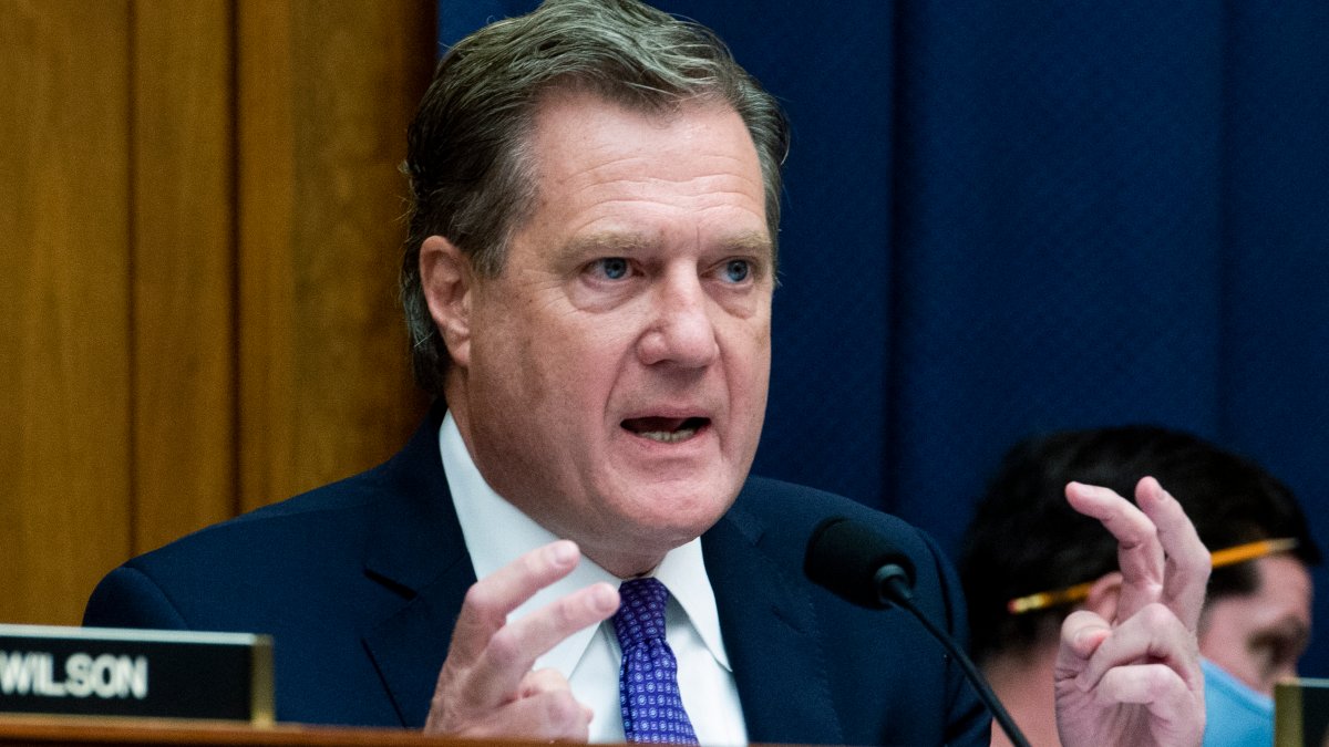White House to brief lawmakers on 'serious national security threat' related to Russia – NBC 6 South Florida - Vimarsana News