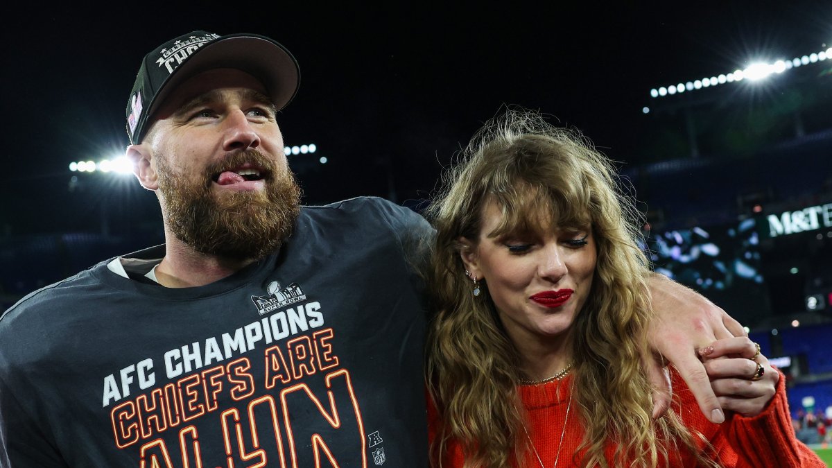 What Travis Kelce explained to Taylor Swift just after successful Grammys&#039 Album of the Calendar year
