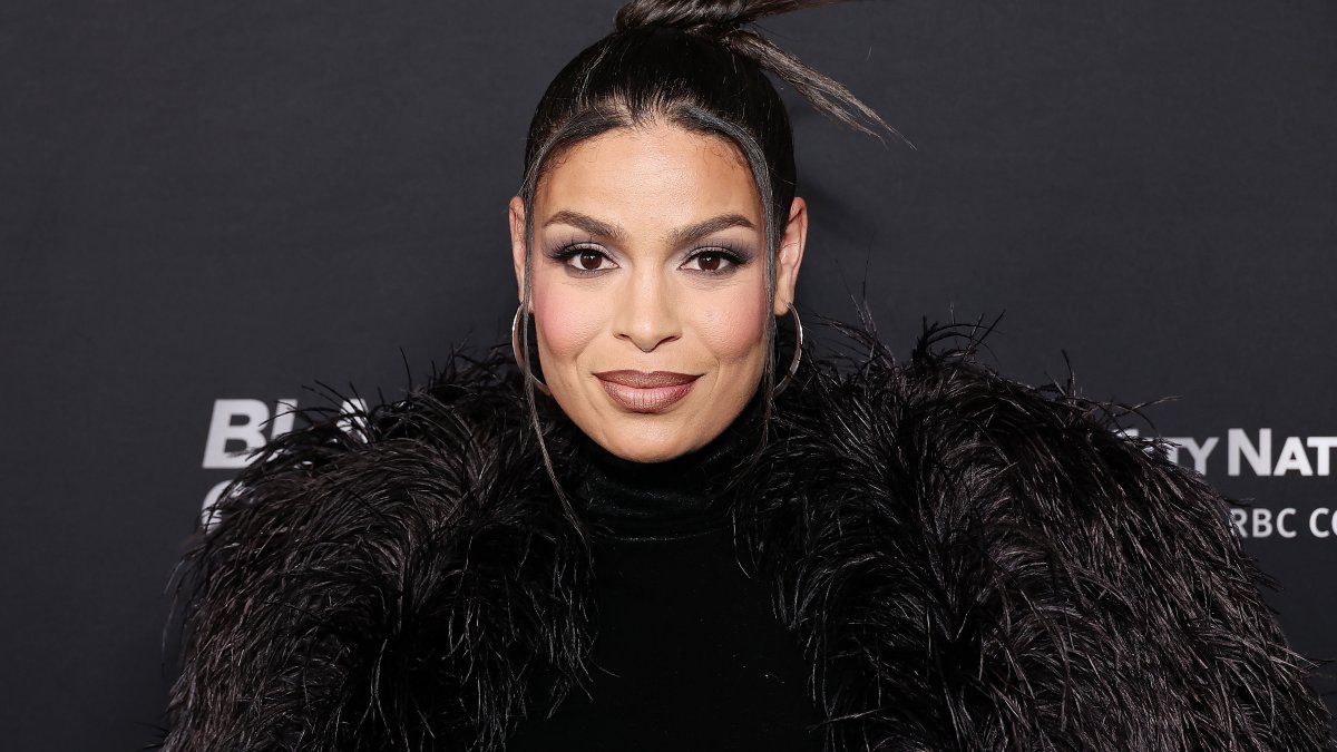 Jordin Sparks is putting her ‘name in the hat&#039 to substitute Katy Perry at the ‘American Idol&#039 judges table
