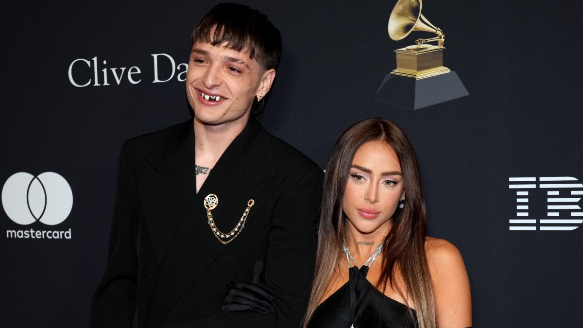 Nicki Nicole seemingly hints at Peso Pluma break up with cryptic write-up Nicki Nicole seemingly hints at Peso Pluma break up with cryptic write-up