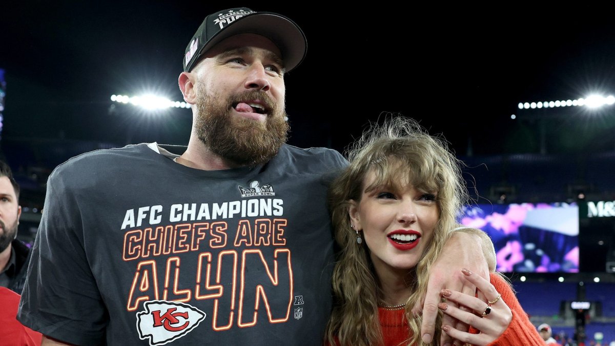 What time is Taylor Swift's episode on 'New Heights' podcast coming out?