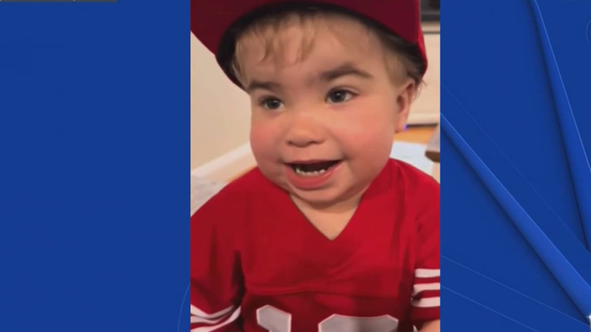 Young 49ers fan goes viral on social media