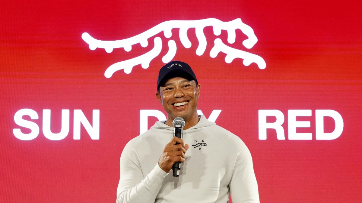 Tiger Woods draws fashion opinions after unveiling Sun Day Red brand – NBC 6 South Florida