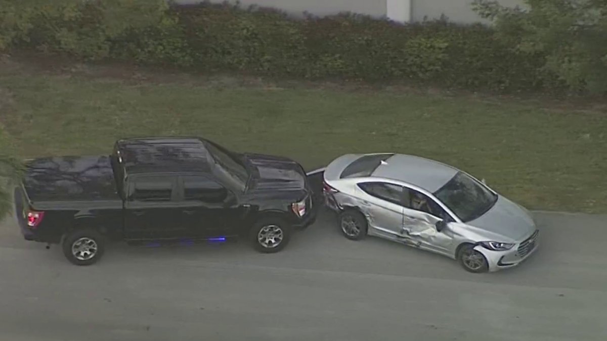 Suspects involved in high-speed chase of stolen vehicle in Broward ...