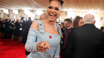 Celebrities wear red pins to call for ceasefire in Gaza