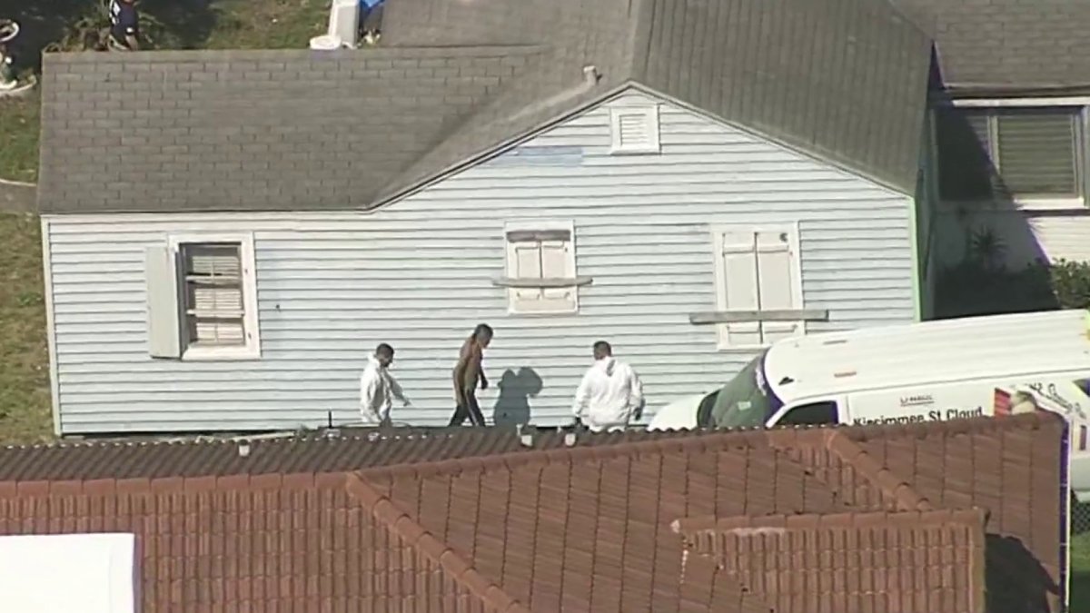 Police investigating after 2 people found dead at Hallandale Beach home ...