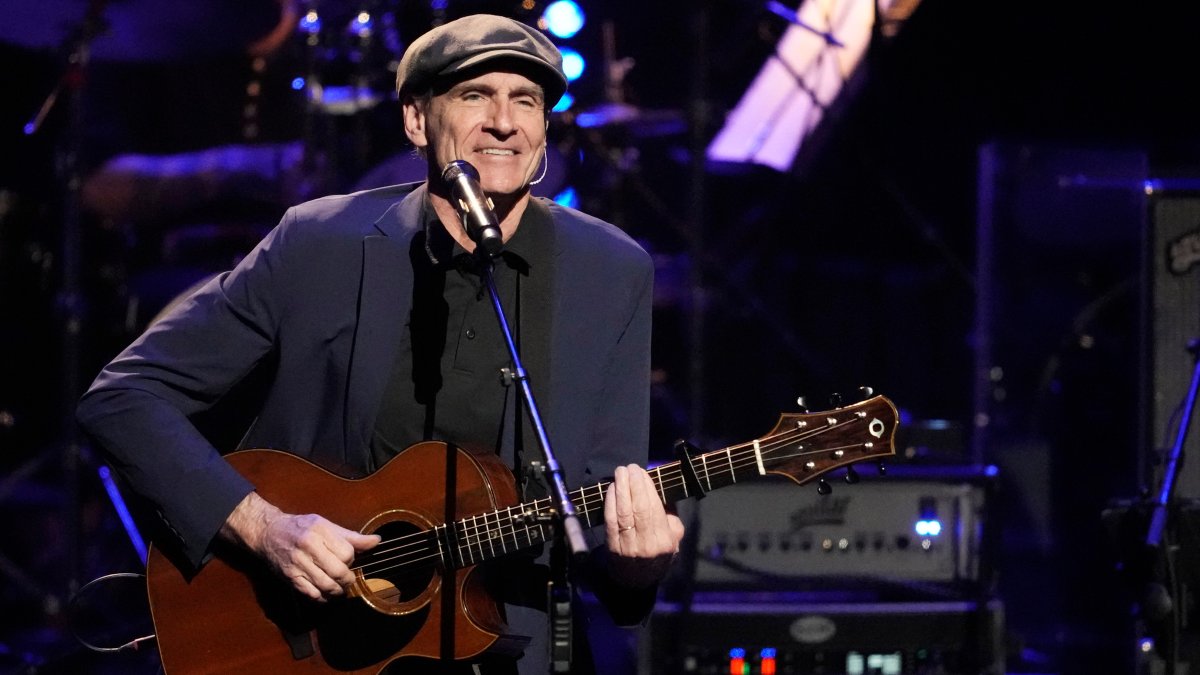 Q&A: James Taylor on his 2024 U.S. tour, the likelihood of new music and his legacy