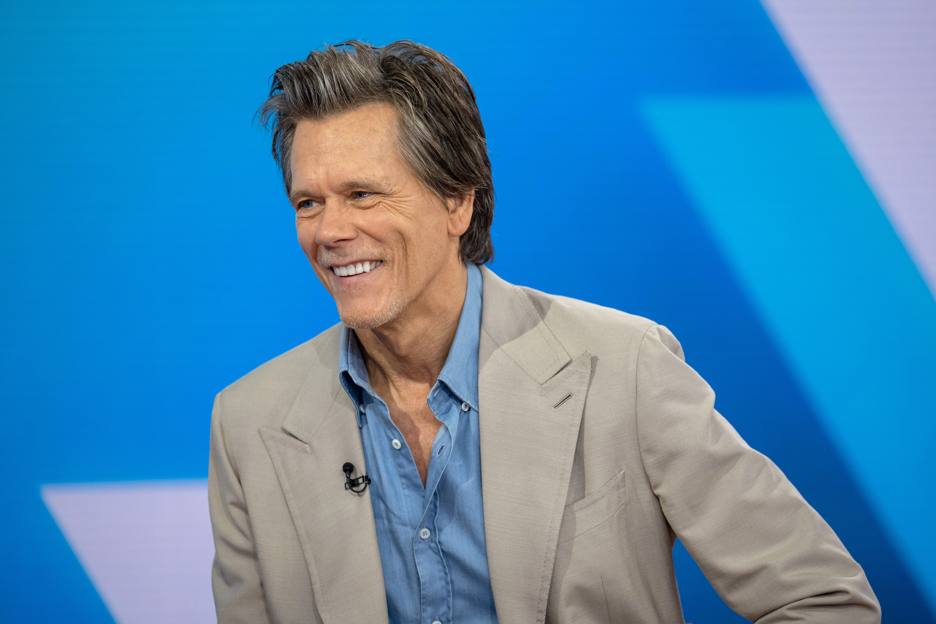 Kevin Bacon surprises college students of faculty the place ‘Footloose&#039 was filmed by saying he&#039s attending its promenade