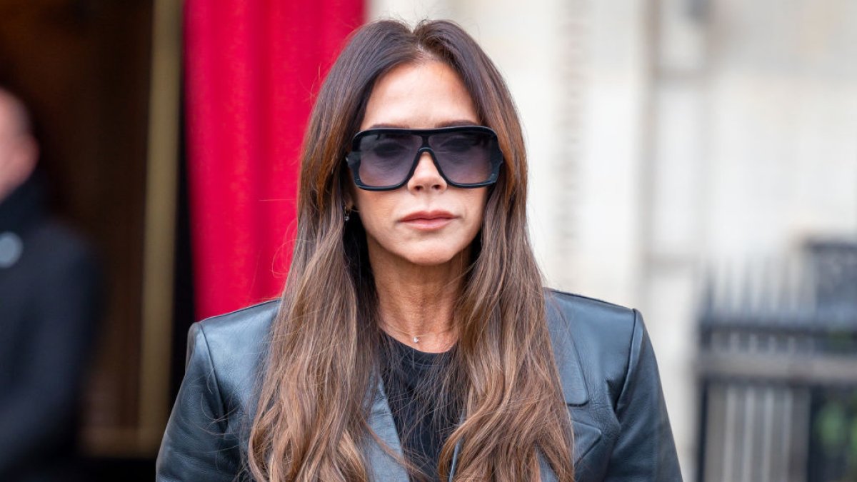 Why Victoria Beckham is stepping out at Paris Trend 7 days with crutches Why Victoria Beckham is stepping out at Paris Trend 7 days with crutches