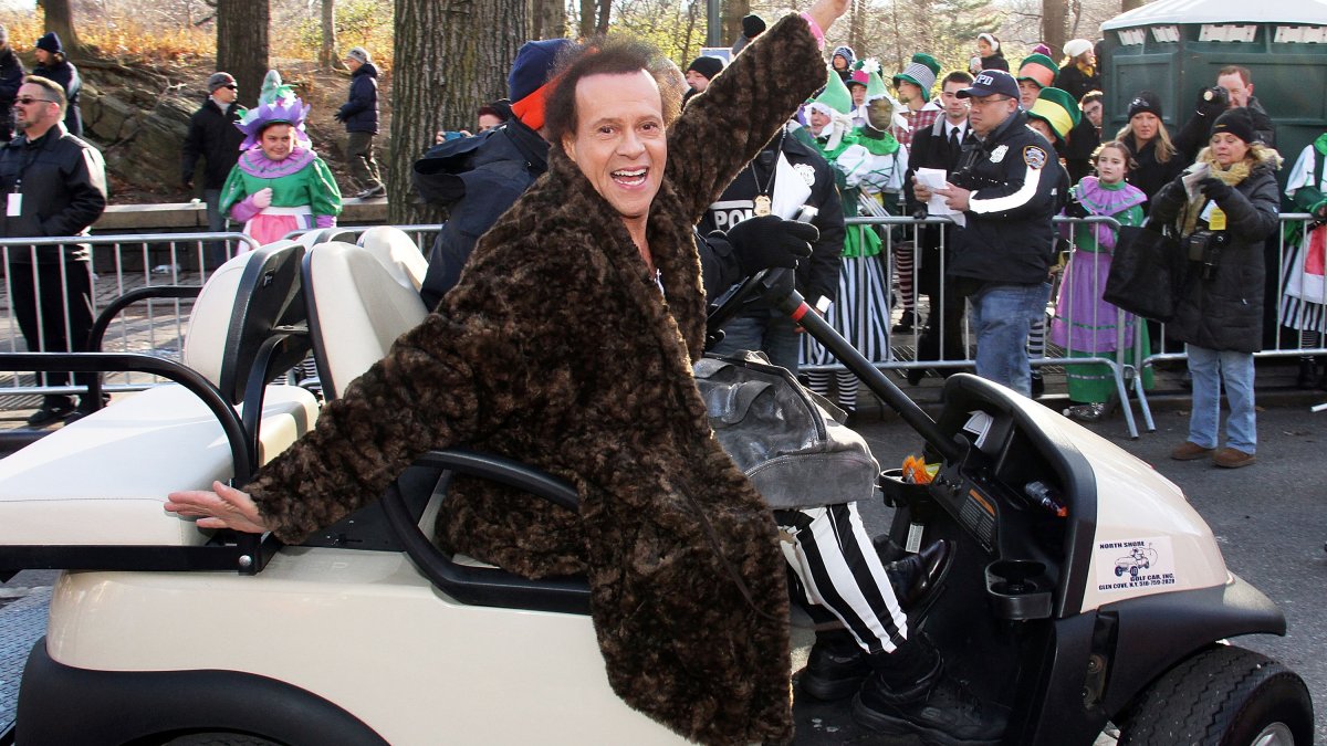 Richard Simmons clarifies he&#039s not dying soon after eyebrow boosting submit