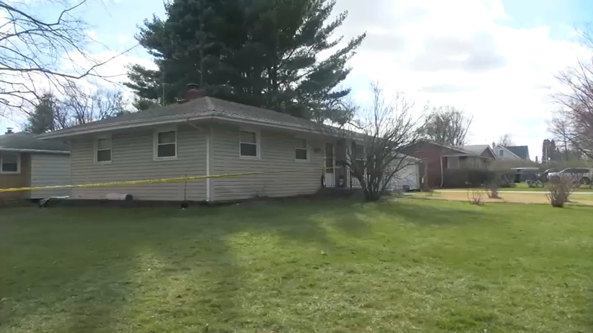 Rockford stabbing rampage terrorized homes, teen girls' sleepover – NBC 6 South Florida - Vimarsana News