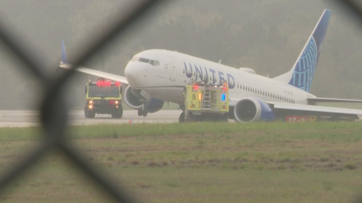 United Airlines plane rolls off runway in Houston NBC 6 South Florida