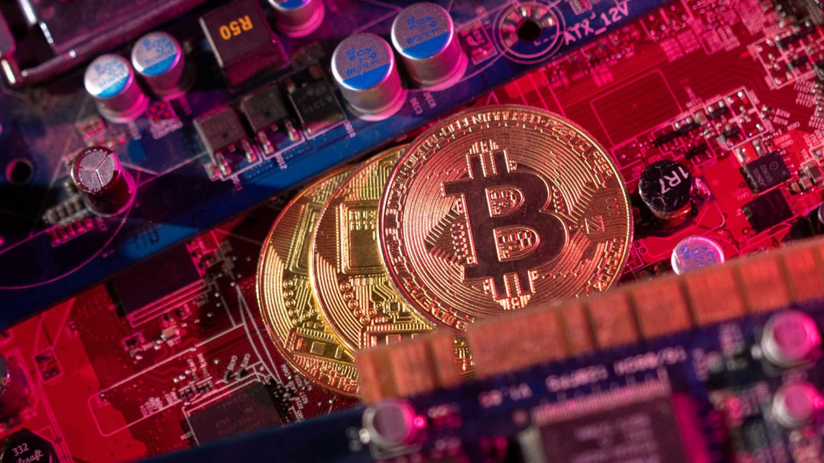 The Bitcoin network completes the fourth-ever 'halving' of rewards to miners – NBC 6 South Florida - Vimarsana News