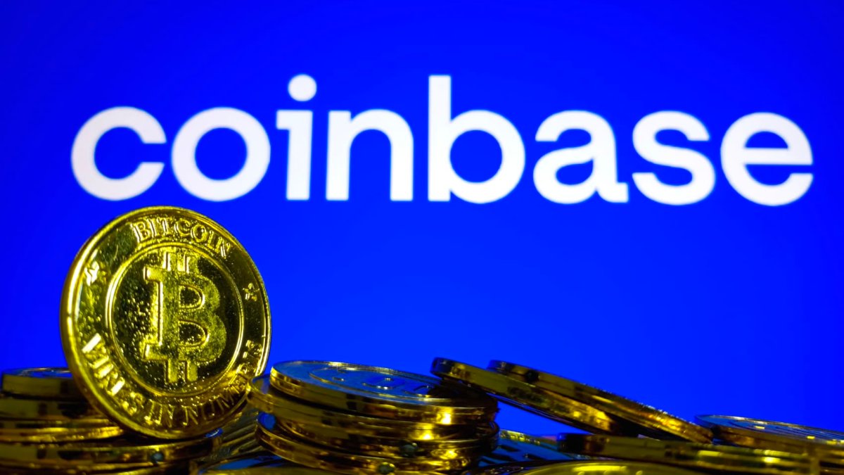 Coinbase secures restricted dealer license in Canada, pushing expansion abroad amid SEC crackdown - Vimarsana News