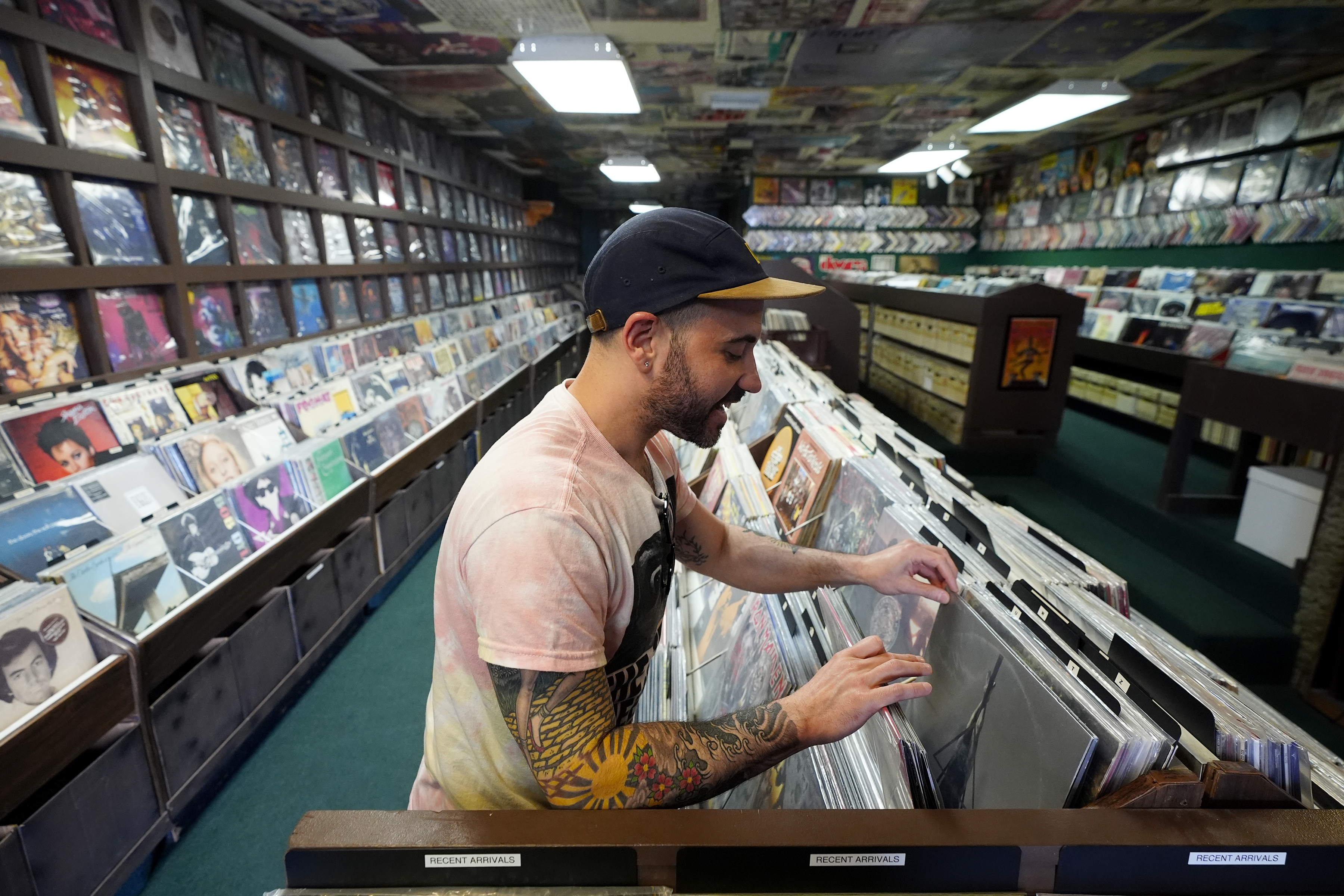 File Store Working day celebrates indie retail tunes sellers as they experience vinyl&#039s recognition wave