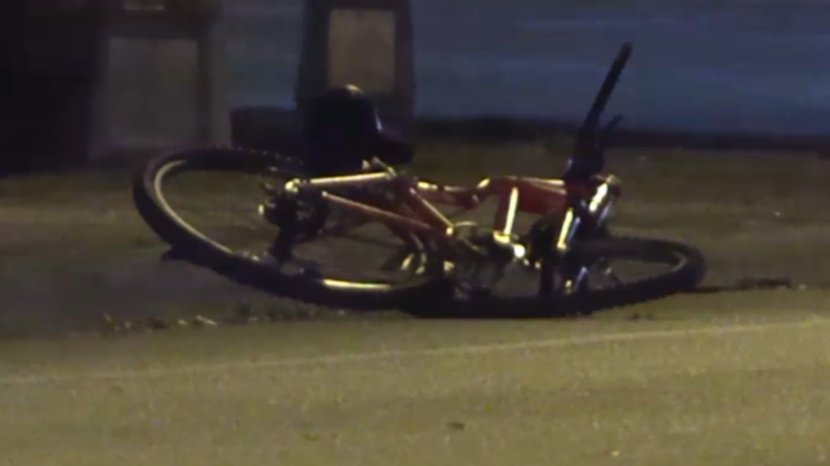 Pompano Beach street takeover ends in driver fatally hitting bicyclist while fleeing deputies – NBC 6 South Florida - Vimarsana News