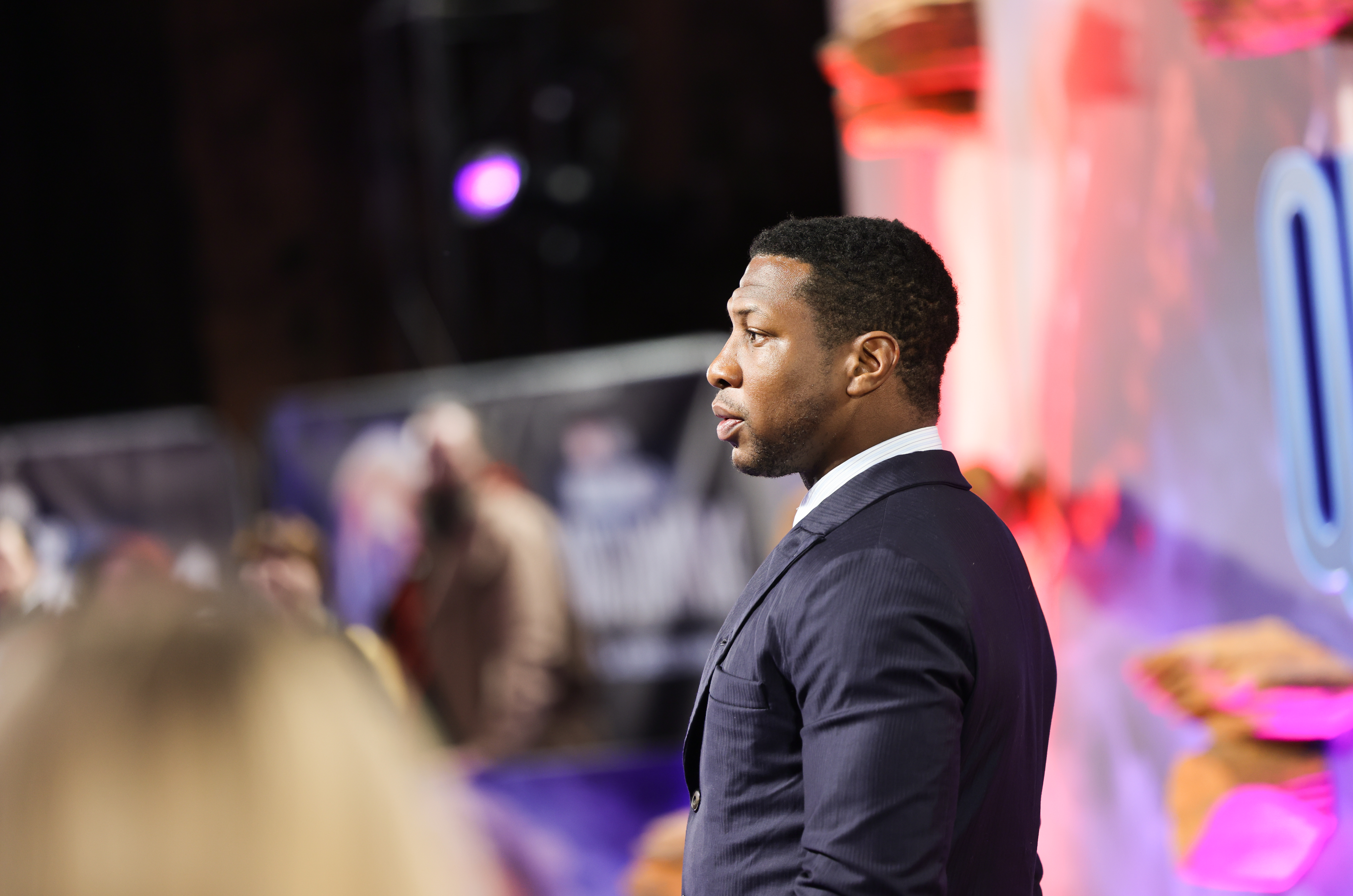 Ex-Marvel star Jonathan Majors will get probation, no jail time, for attacking former girlfriend