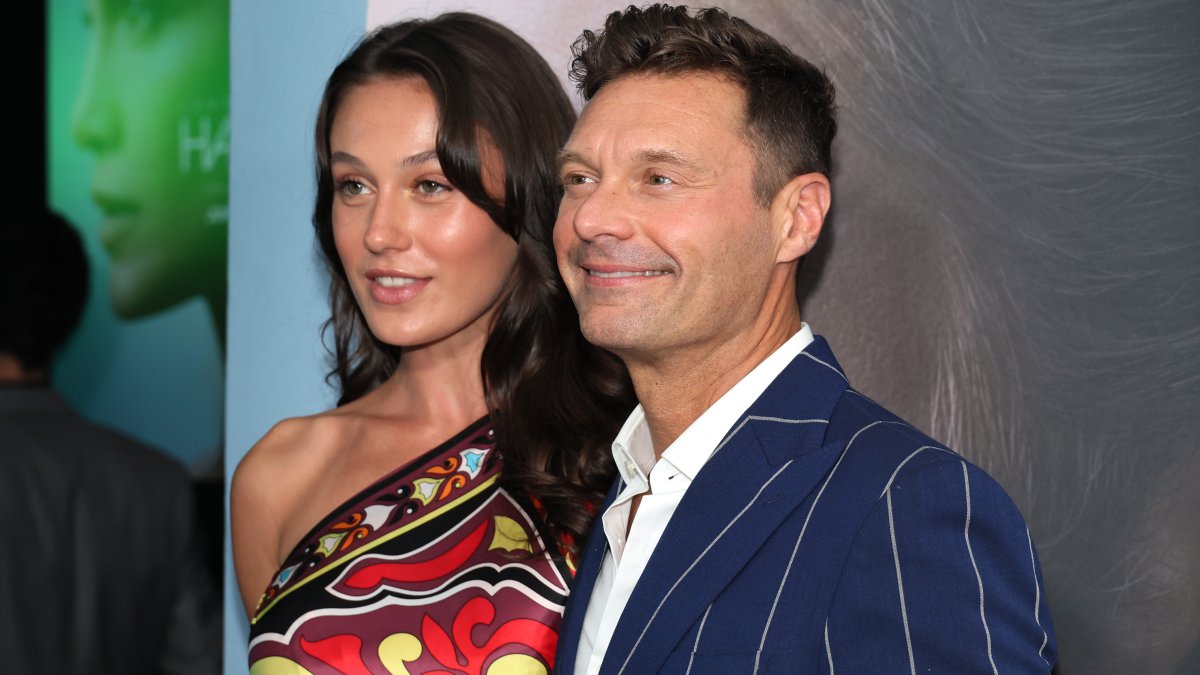 Ryan Seacrest and Aubrey Paige split up right after 3 decades