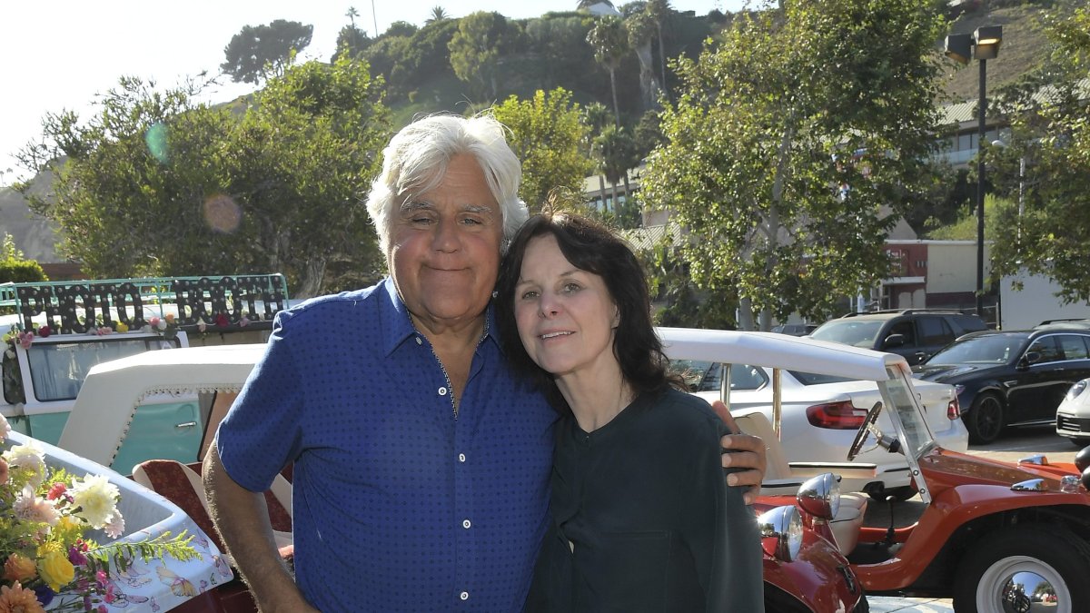 Jay Leno&#039s wife does not identify him owing to dementia, claims lawyer