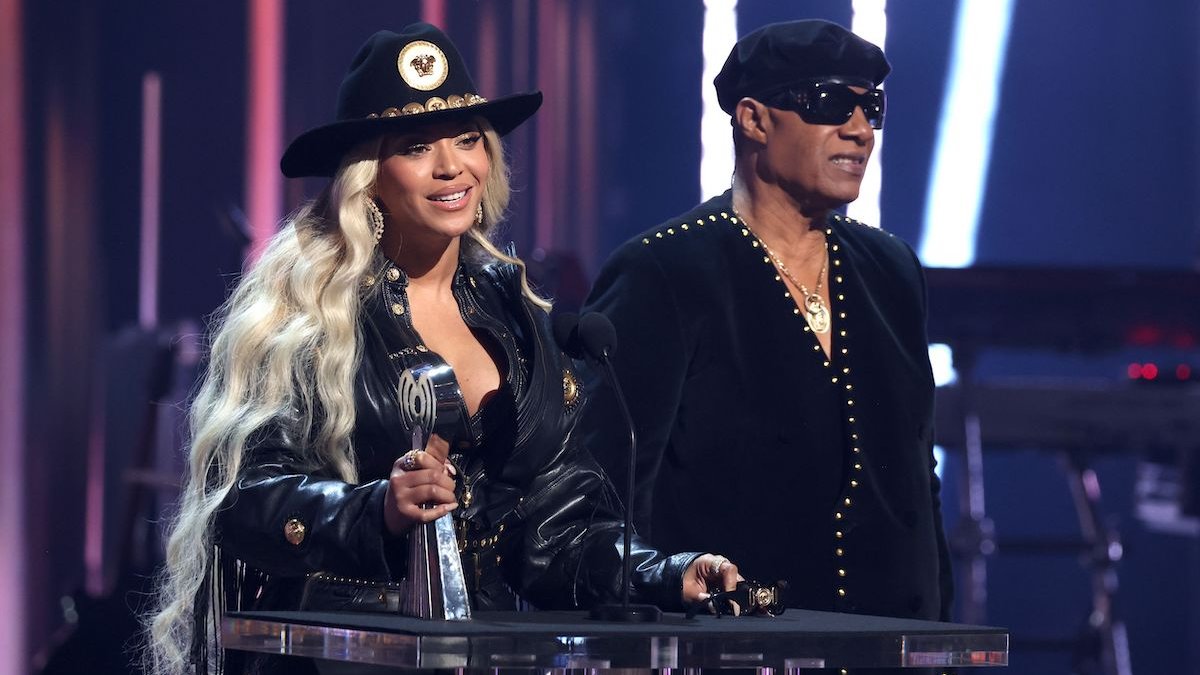 Beyoncé many thanks artists ‘who defied any label put on them&#039 during iHeartRadio Awards speech