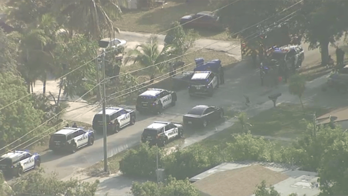 1 person killed, 2 injured in triple shooting at Hollywood home – NBC 6 ...