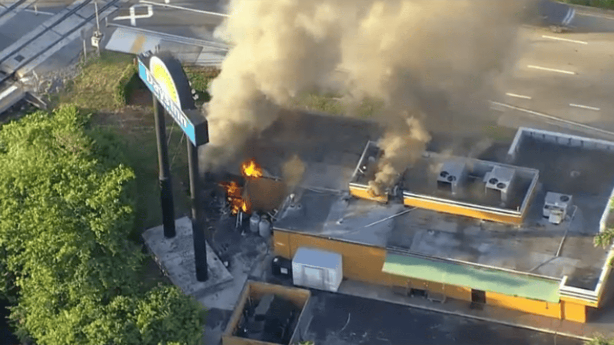 Crews battle large fire at Oakland Park restaurant next to hotel – NBC ...