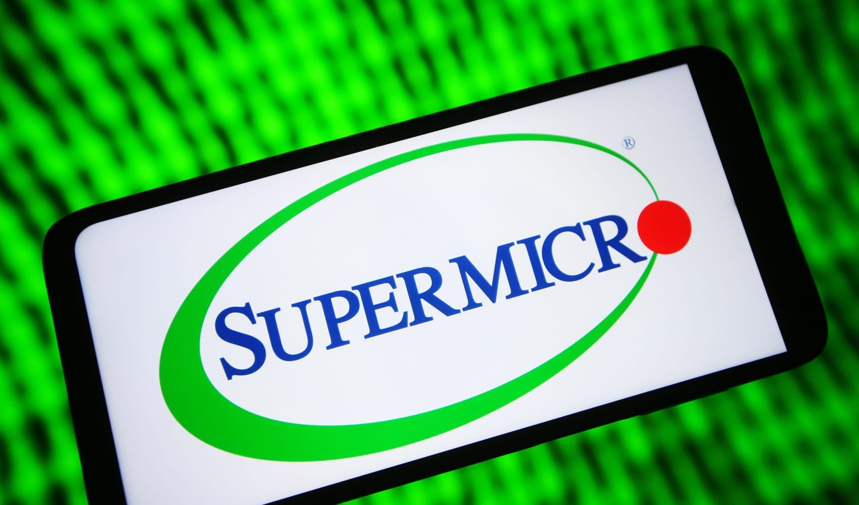 Super Micro stock plummets 18% after posting revenue miss - Vimarsana News