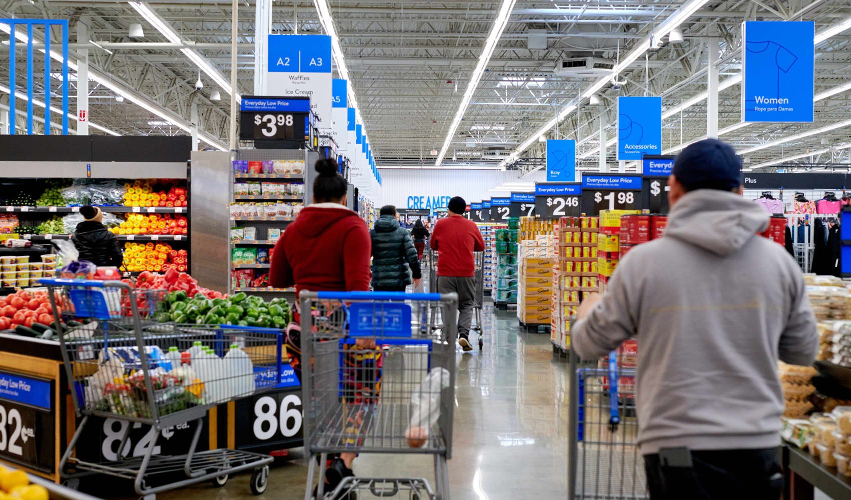 Affluent consumers are creating a 'bubble' at Walmart, warns retailer's former U.S. CEO Bill Simon – NBC 6 South Florida - Vimarsana News