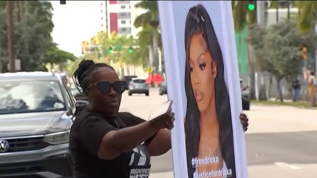 Wynwood protest: Family supports women charged in burglar's shooting – NBC 6 South Florida - Vimarsana News