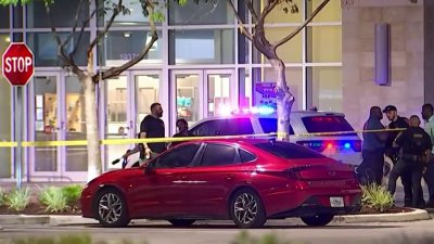 Man stabbed inside 24 Hour Fitness in Miami Gardens
