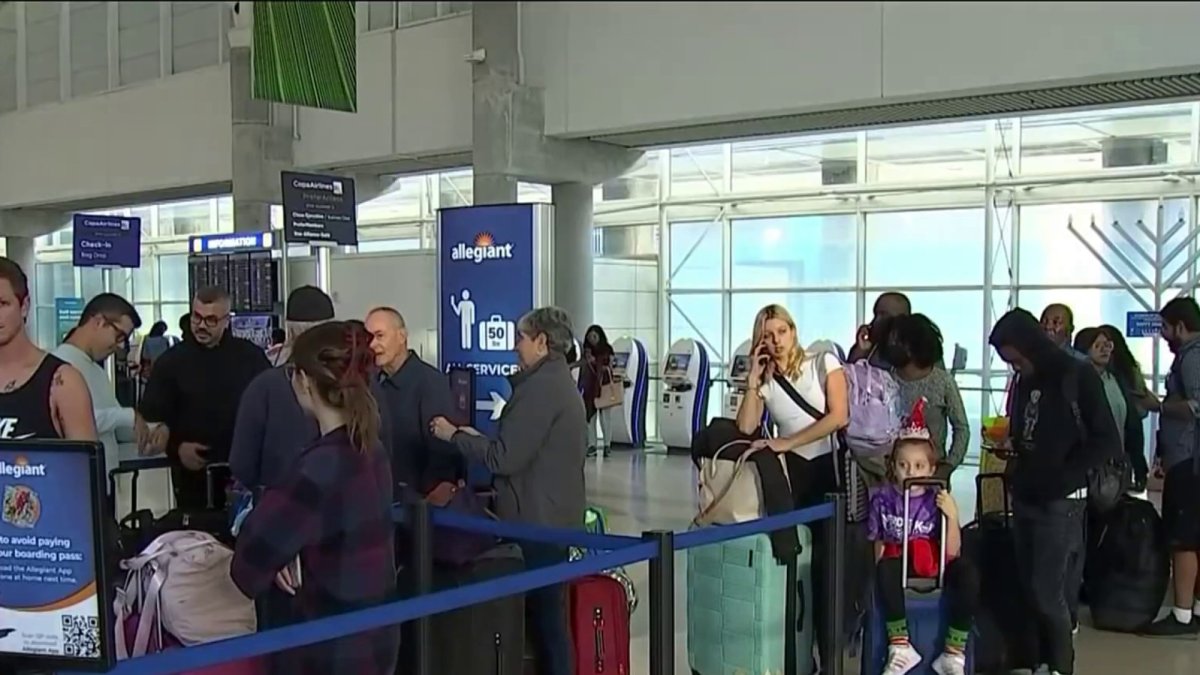 TSA gives Cuban officials tour of Miami International Airport security ...