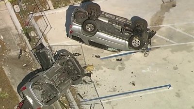 2 vehicles involved in rollover crash in North Miami