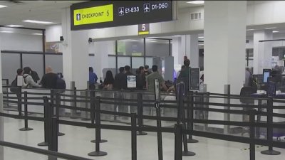 TSA agent upset over Cuban delegation's tour of Miami International Airport