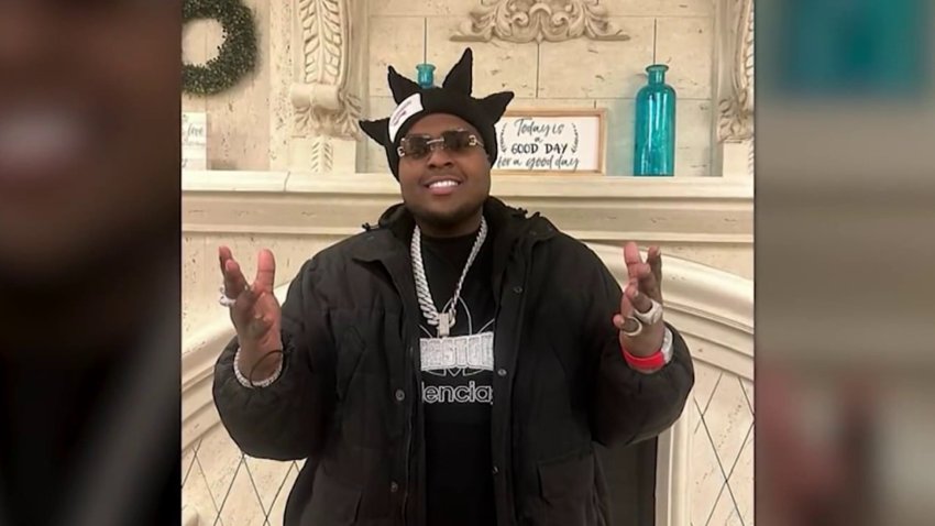 Singer Sean Kingston and his mother accused of fraud and theft
