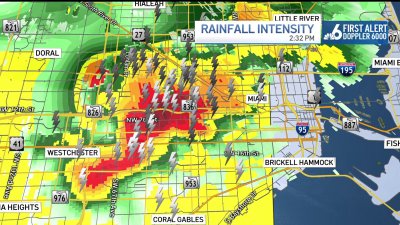 Severe thunderstorm warning in Miami-Dade