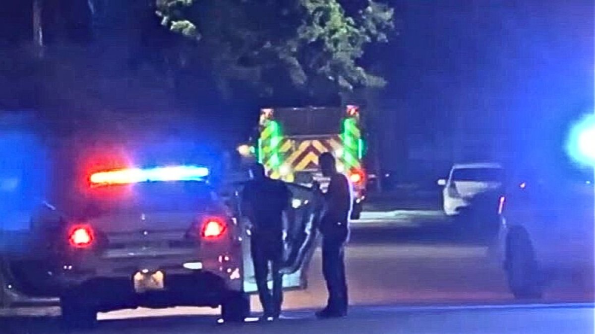 MDPD involved in foot chase in Westchester after alleged theft – NBC 6 ...