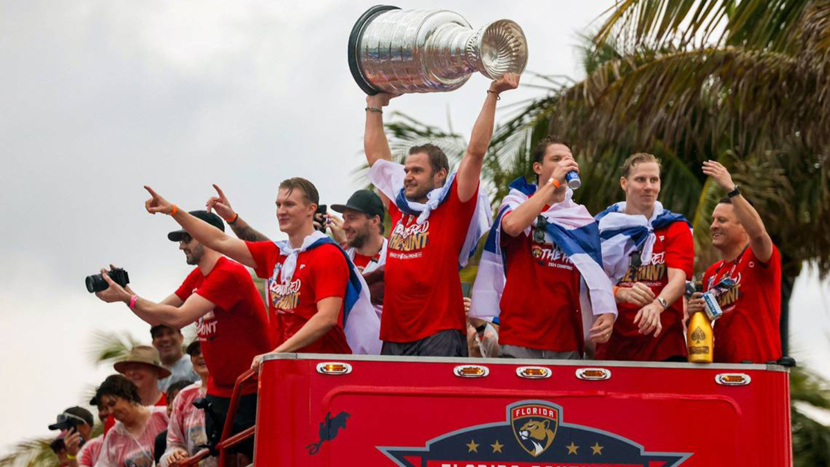 florida-panthers-victory-parade-in-fort-lauderdale-pho-nbc-6-south