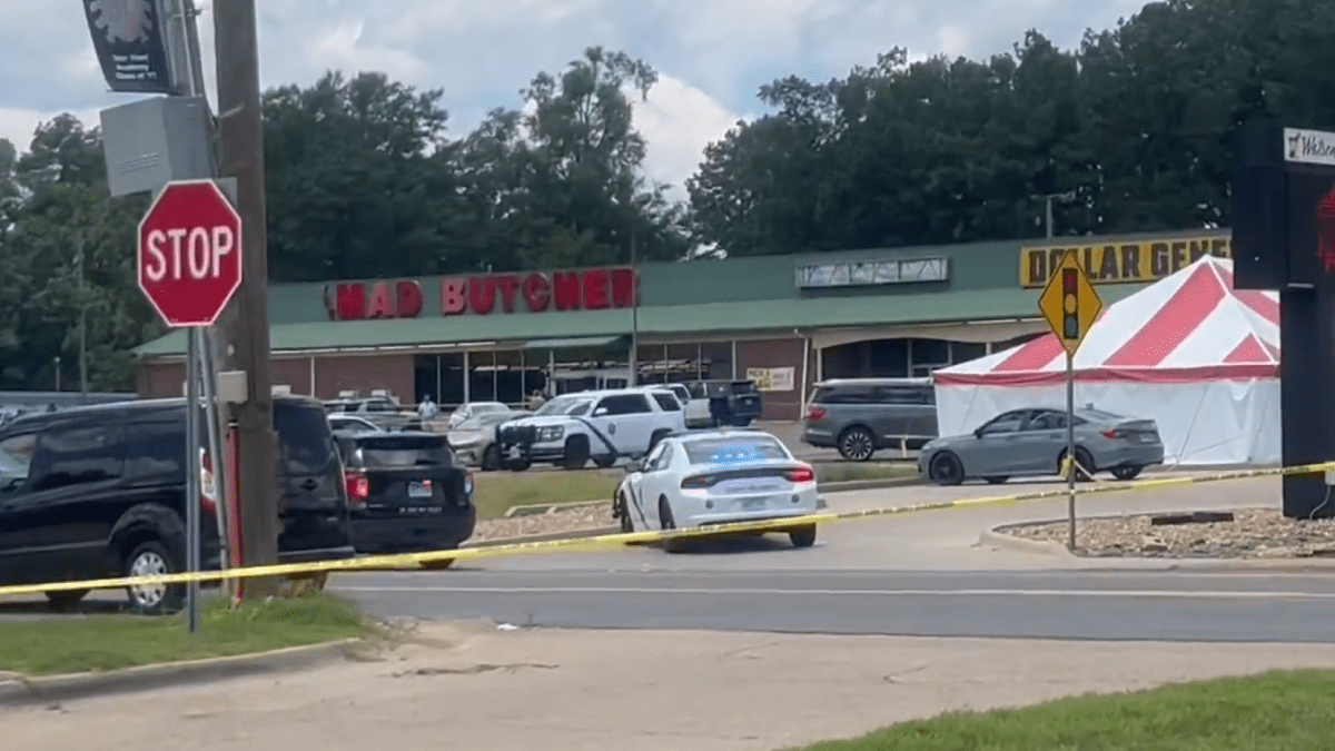 4th victim dies day after shooting at an Arkansas grocery store, police ...