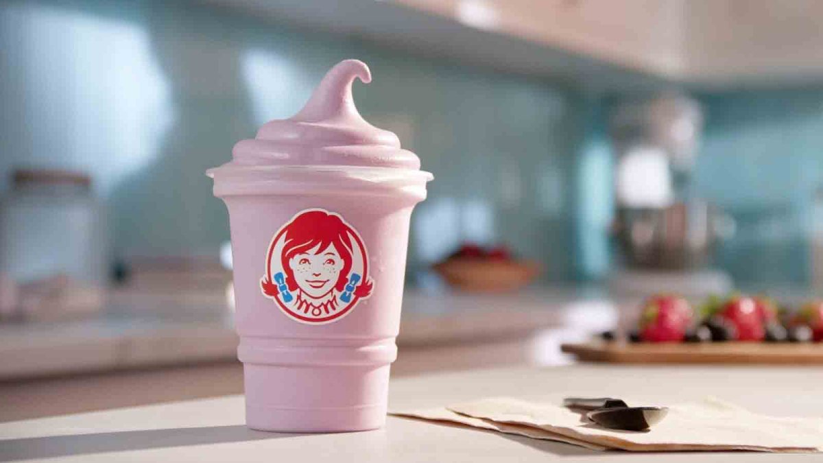 Wendy’s offers free Frostys and 5 combo to take on McDonald’s 5 meal