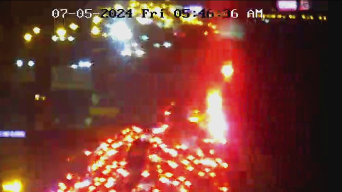 Southbound Express Lanes Closed On I 95 Due To Crash At 135th ST NBC southbound-express-lanes-closed-on-i-95-due-to-crash-at-135th-st-nbc